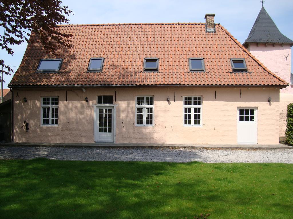 B&B Chateau Bagatelle Frasnes-lez-Anvaing Habitación foto